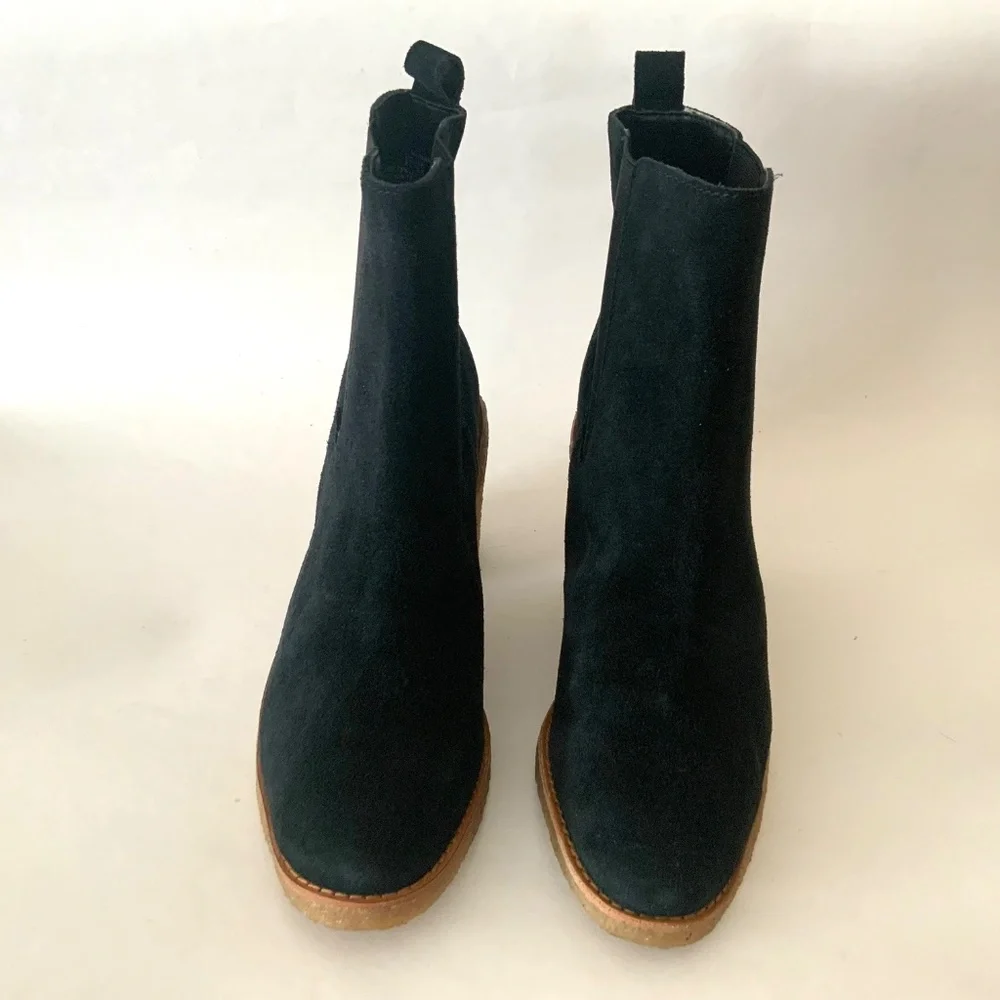 Ralph Lauren Marianna Black Suede Pull-On Chelsea Booties Block Heel Ankle Boots